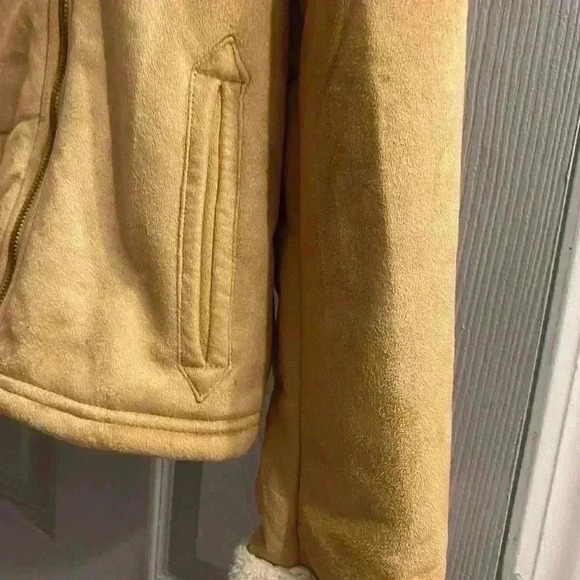 Girls Old Navy faux suede Sherpa lined zippered jacket side pockets NWOT XL (14) - Picture 2 of 13